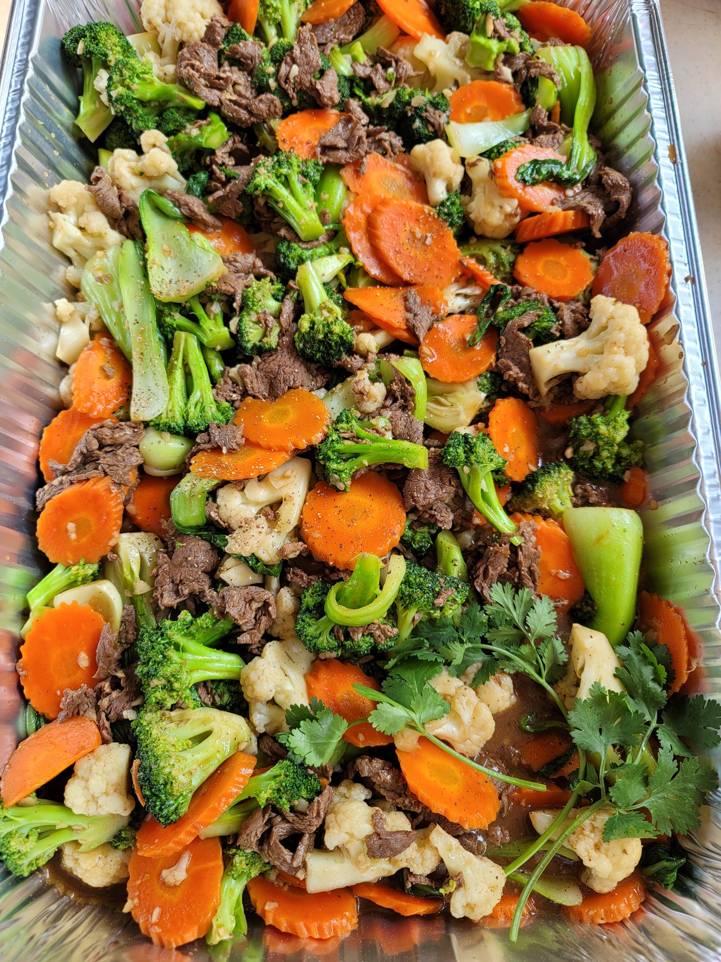 Hoàng Gia Filet Mignon Organic Salad