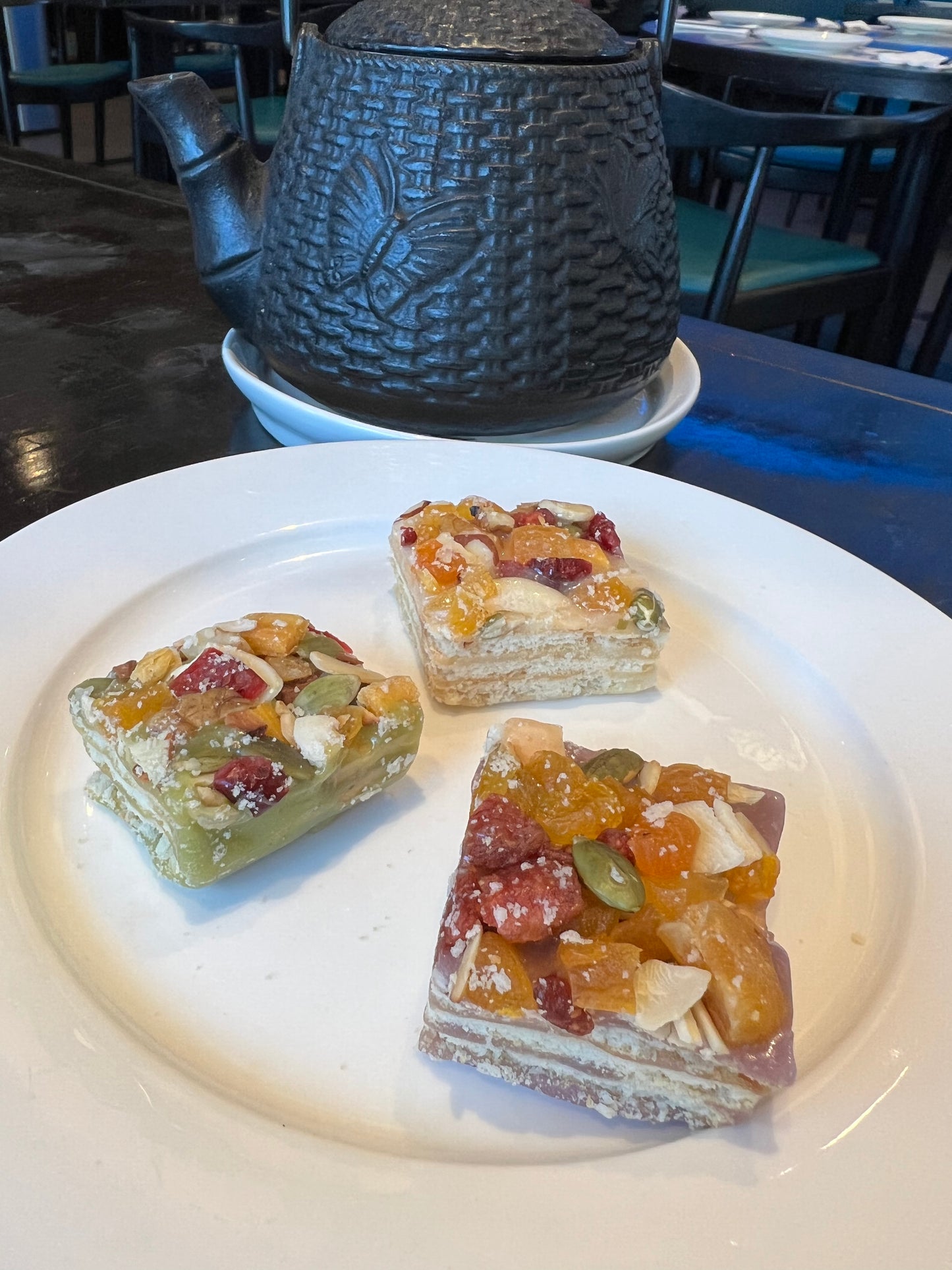Hoang Gia Snow Cake (included: Matcha, Strawberry, Cranberry and Chocolate)