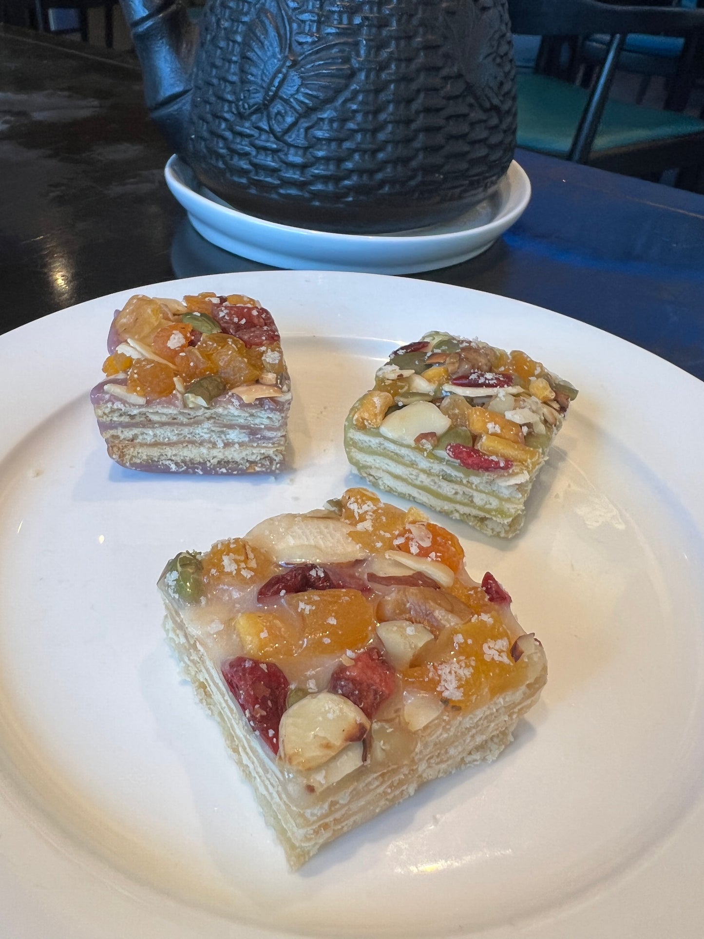 Hoang Gia Snow Cake (included: Matcha, Strawberry, Cranberry and Chocolate)