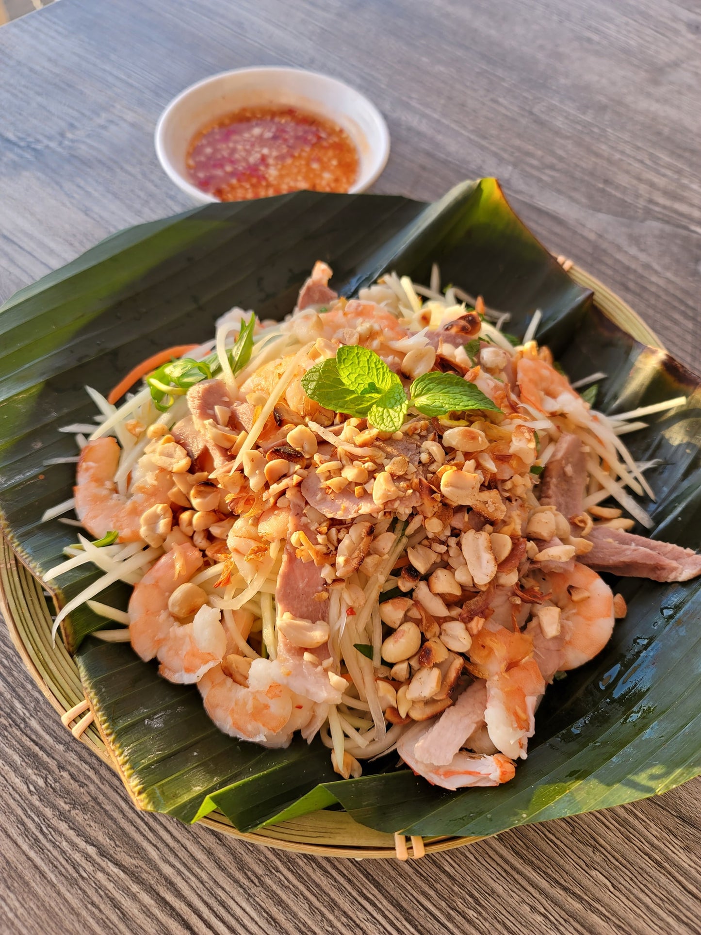 Gỏi Du Đũ Tôm Thịt