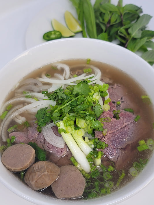 Pho Hoang Gia Rare Steak + Meat Balls